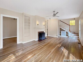 401 Shook Ave in San Antonio, TX - Building Photo - Building Photo