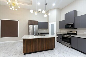 15 Garman St in Edinburg, TX - Building Photo - Building Photo