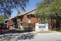 Villas of St Moritz in San Antonio, TX - Building Photo - Building Photo