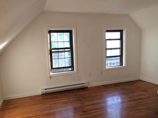 71 Hudson St, Unit 2 in Somerville, MA - Foto de edificio - Building Photo