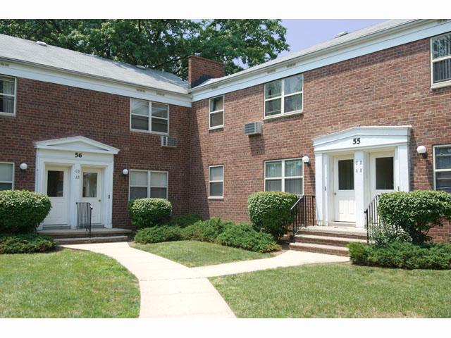 Leland Gardens Apartments in Plainfield, NJ - Building Photo - Building Photo