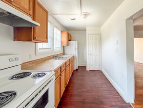 302 Elm St in Petersburg, VA - Building Photo - Building Photo
