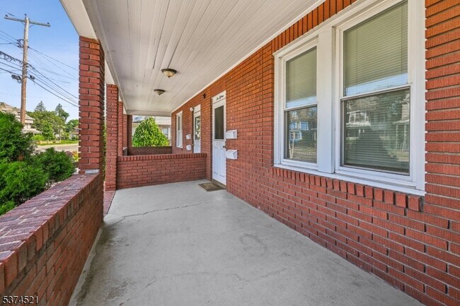 215 Speedwell Ave in Morristown, NJ - Building Photo - Building Photo