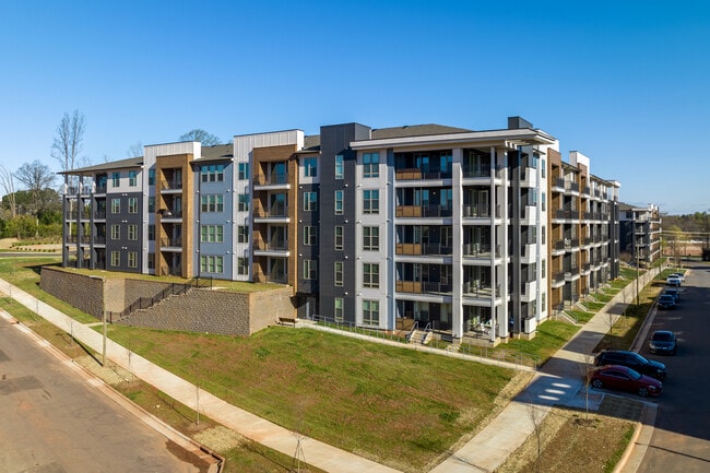 Wellen in Charlotte, NC - Foto de edificio - Building Photo