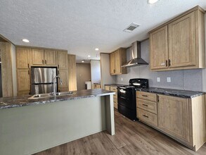 1009 Wabash Ct in North Fort Myers, FL - Building Photo - Building Photo