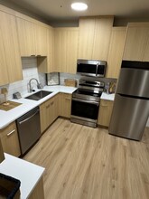 6110 NE Willow St in Portland, OR - Building Photo - Building Photo