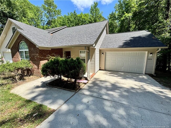 property at 2854 Kentberry Ct