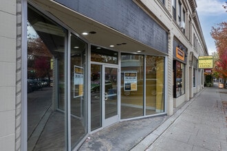 Brattain Building in Seattle, WA - Foto de edificio - Building Photo