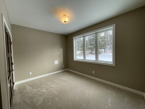 4373 Lavaque Rd in Hermantown, MN - Building Photo - Building Photo