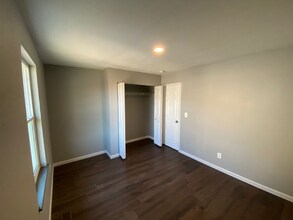 1706 S 11th St-Unit -1706 #2 in Lamar, CO - Foto de edificio - Building Photo