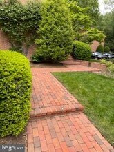 5201 Westbard Ave in Bethesda, MD - Building Photo - Building Photo