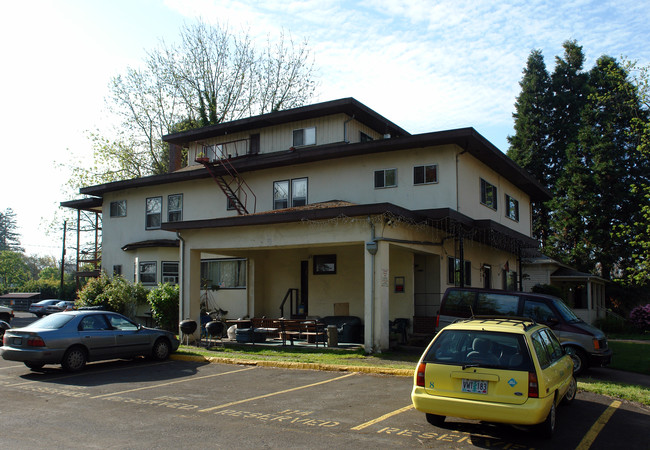 1021-1031 Mill St in Eugene, OR - Foto de edificio - Building Photo