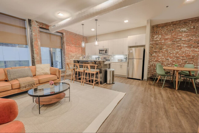 property at 6 Hamilton Pl