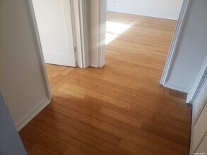 111-16 66th Ave-Unit -3A in Queens, NY - Building Photo - Building Photo