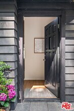 1792 Tiger Trl in Topanga, CA - Building Photo - Building Photo