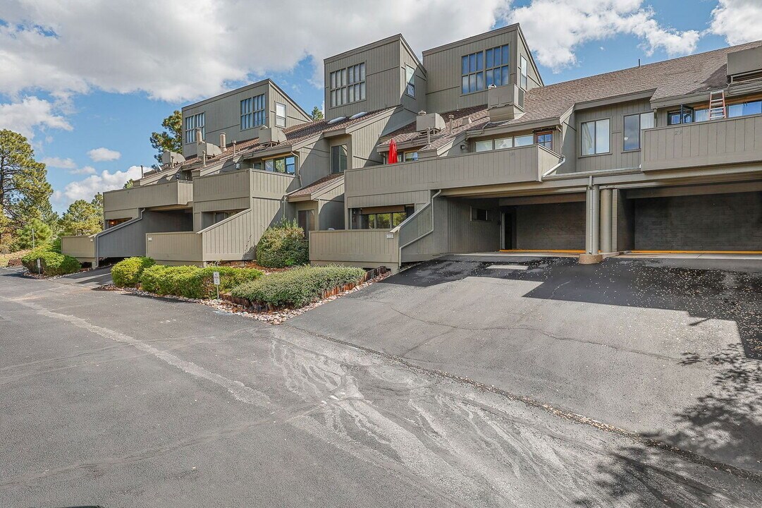 2650 Valley View Dr in Flagstaff, AZ - Building Photo
