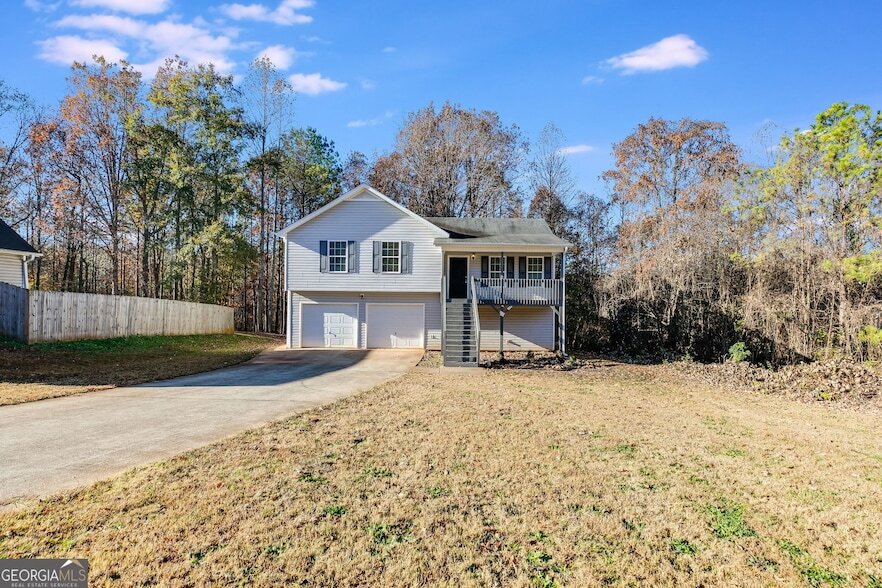 18 Twin Oaks Ln in Dallas, GA - Foto de edificio
