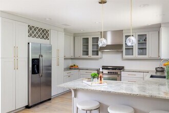 2212 East Side Dr in Austin, TX - Building Photo - Building Photo