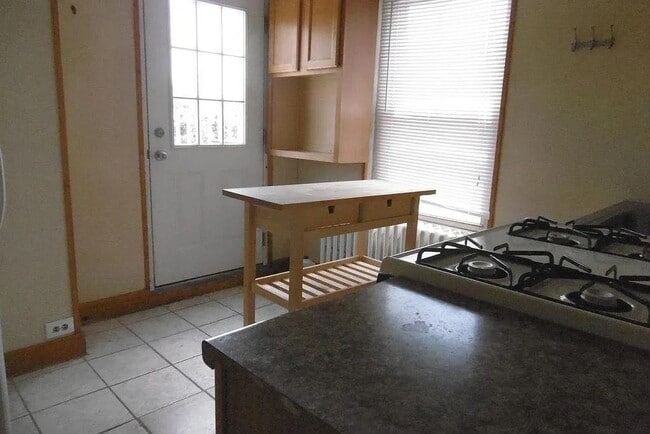 206 Ripka St, Unit Second Floor photo'