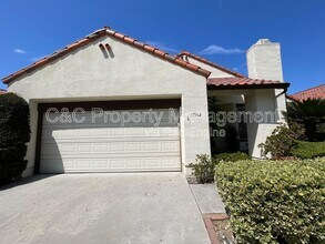 17562 Bocage Point in San Diego, CA - Building Photo - Building Photo