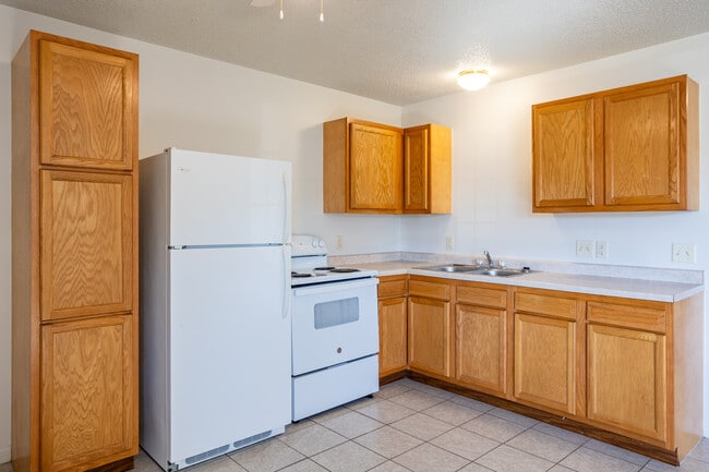 Cedar Pointe in Boone, IA - Building Photo - Interior Photo
