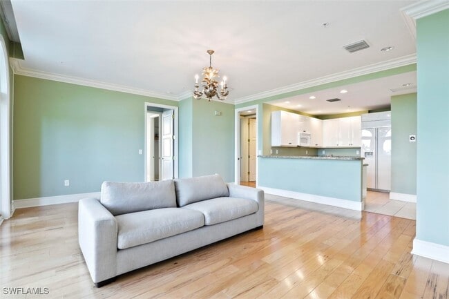 property at 900 5th Ave S