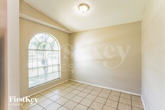 468 Emerald Cove Loop in Lakeland, FL - Building Photo - Building Photo