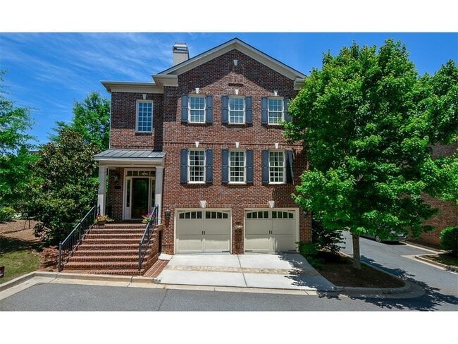 property at 2617 Canterbury Trail