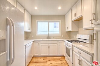 2438 5th St in Santa Monica, CA - Building Photo - Building Photo