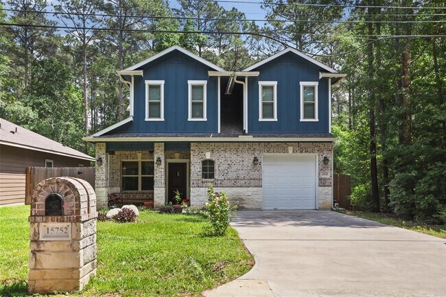 15752 Hickory Dr in Montgomery, TX - Building Photo - Building Photo