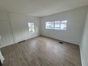 1327 Parkway Ave in Covington, KY - Building Photo - Building Photo