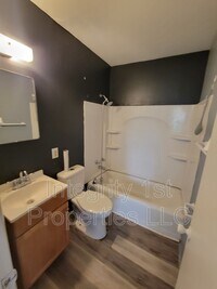 2216 State Ave photo'