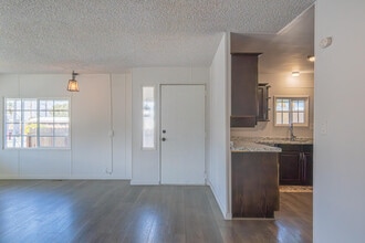 32480 San Miguelito Dr in Thousand Palms, CA - Building Photo - Building Photo