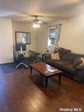 353 E Pine St in Long Beach, NY - Foto de edificio - Building Photo