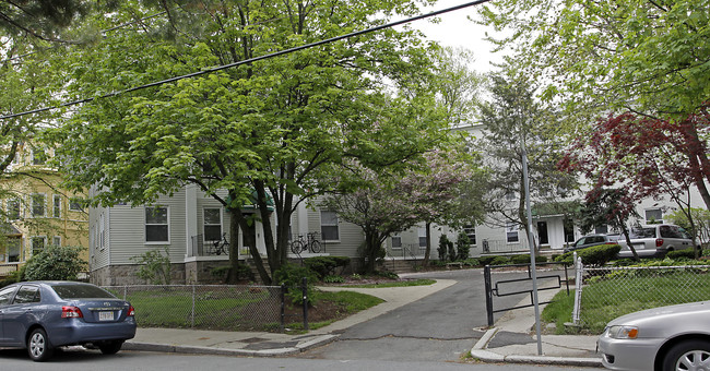 Ashford Court Apartments in Allston, MA - Building Photo - Building Photo