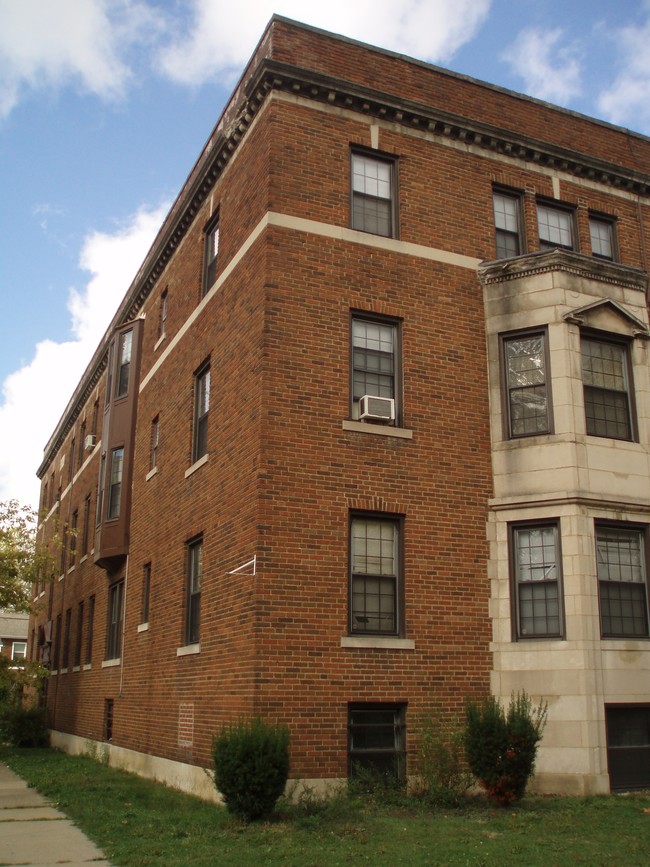 South Moreland Apartments in Cleveland, OH - Foto de edificio - Building Photo