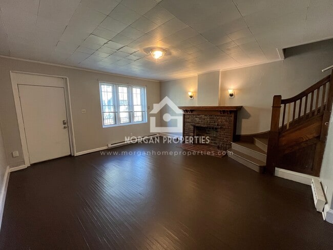 302 S 12th St, Unit 7 in New Castle, IN - Foto de edificio - Building Photo