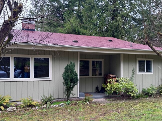 21473 Vetter Rd NE in Poulsbo, WA - Building Photo - Building Photo