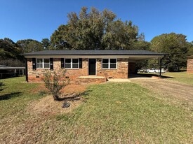 44428 Dale Rd in Norwood, NC - Building Photo
