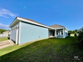 324 Majestic Beauty Ave in Fairhope, AL - Building Photo - Building Photo