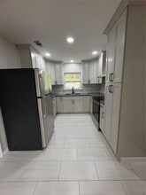 1 Crescent Ct in Peekskill, NY - Building Photo - Building Photo