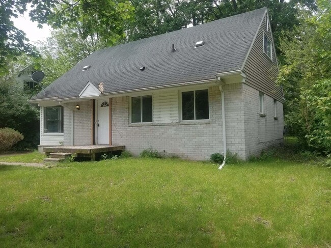 property at 678 Cayuga St