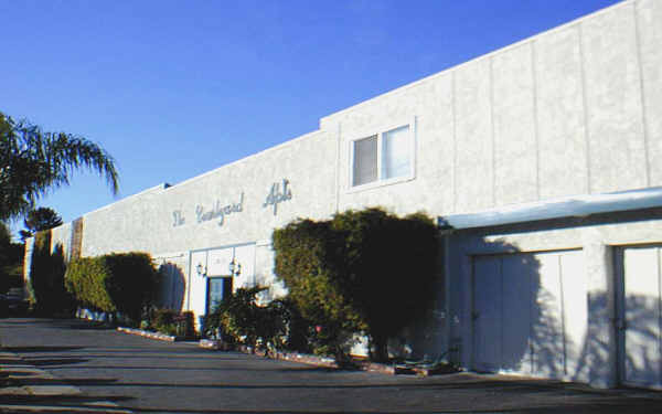 The Courtyard Apartments in Torrance, CA - Building Photo - Building Photo