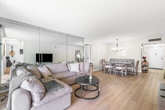 6000 NW 2nd Ave in Boca Raton, FL - Building Photo - Building Photo