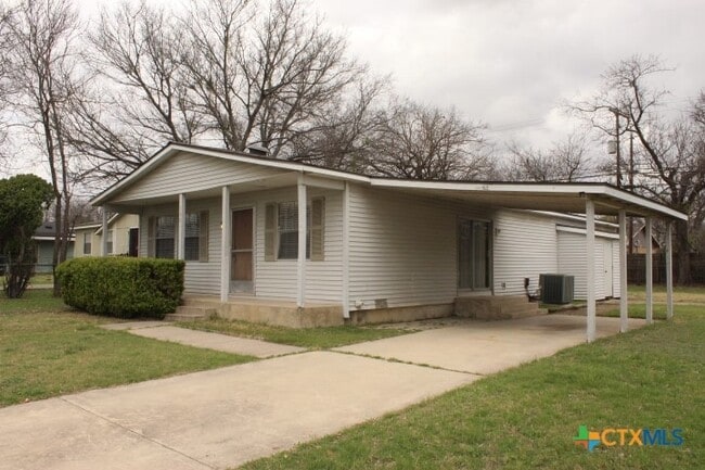 1301 Anna Lee Dr in Killeen, TX - Foto de edificio - Building Photo