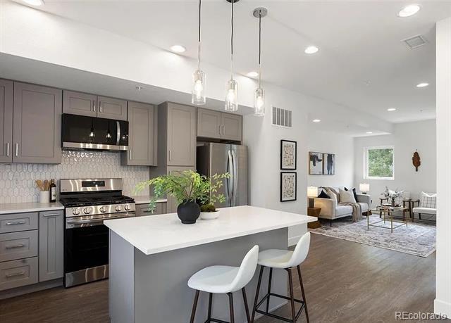 8410 W 52nd Ave in Arvada, CO - Building Photo - Building Photo