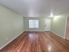 18117 Upland Dr SE in Yelm, WA - Building Photo - Building Photo