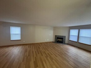 655 Winston Dr in Bourbonnais, IL - Building Photo - Building Photo