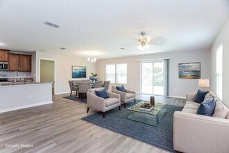 12331 Glimmer Wy in Jacksonville, FL - Building Photo - Building Photo