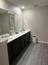 1635 Wynford Cir in Tavares, FL - Building Photo - Building Photo